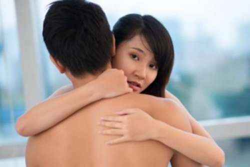 Tips Berhubungan Seks Untuk Pernikahan Dini